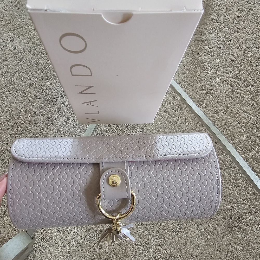 Valando Taupe and White Jewlery Box